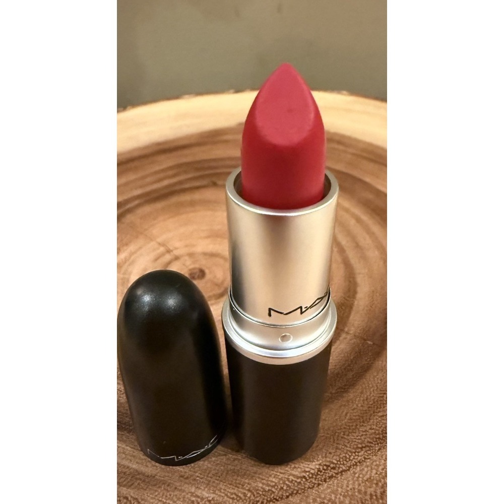 MAC Retro‎ Matte 'Ruby Woo' Red Lipstick New 707